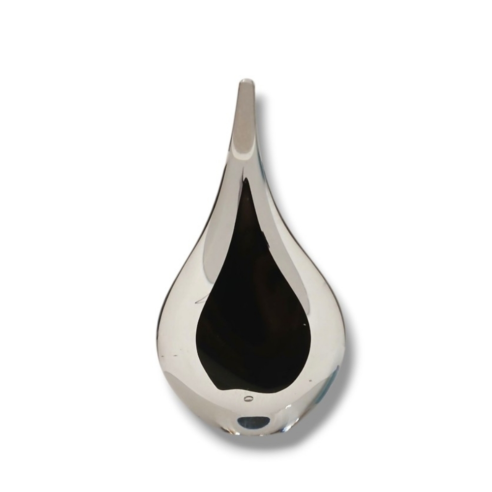 Pre-loved Marie Pyrcak Signed Glass Teardrop Paperweight